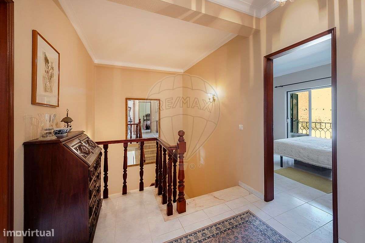 Moradia T5 para venda-17