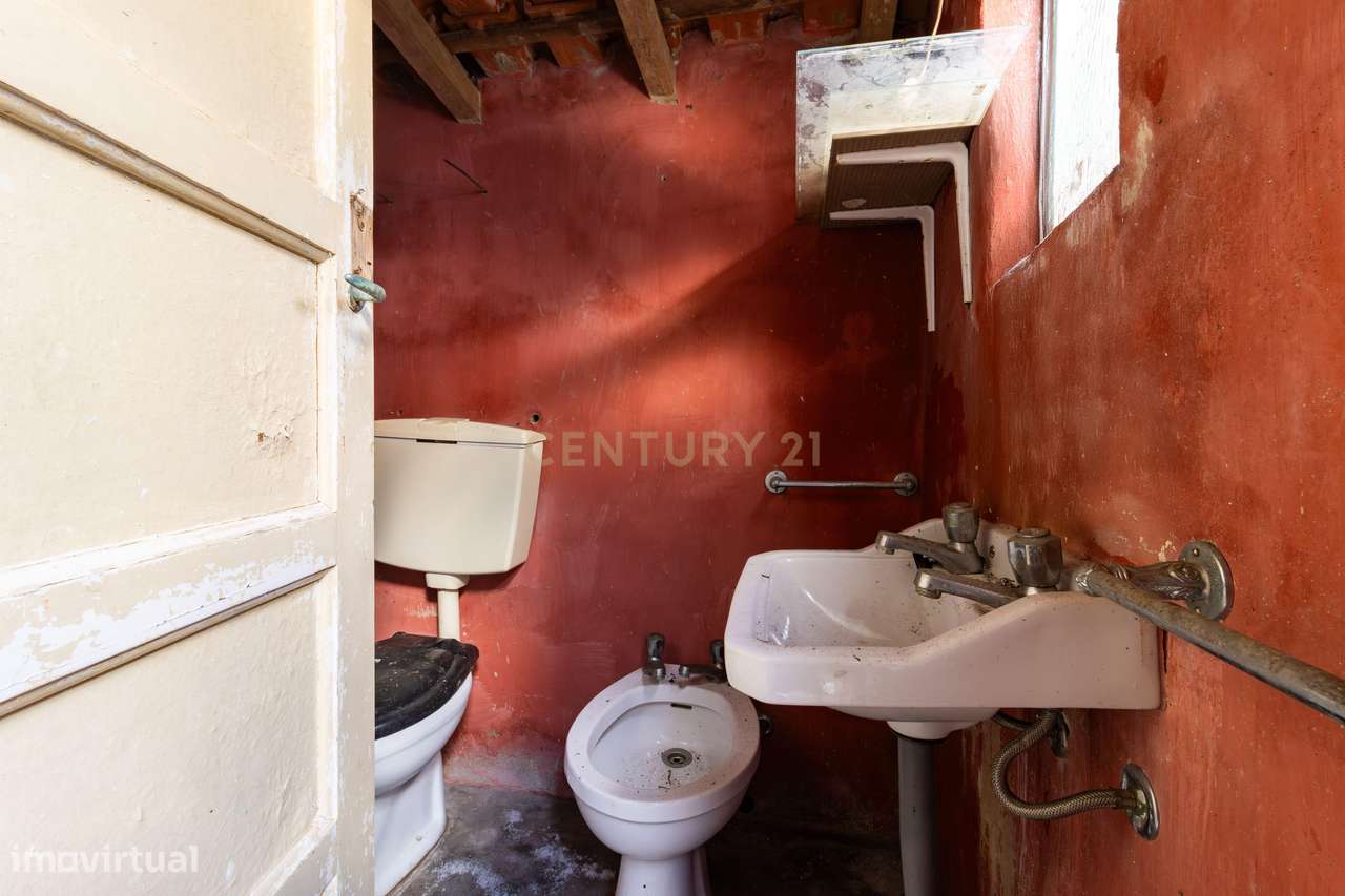 Moradia Antiga para Restauro | Cabreiros – Salir de Matos | Caldas da - Grande imagem: 5/11