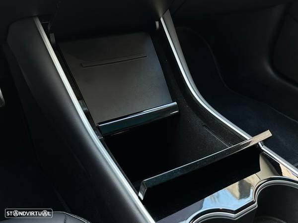 Tesla Model 3 Long-Range Dual Motor AWD - 23
