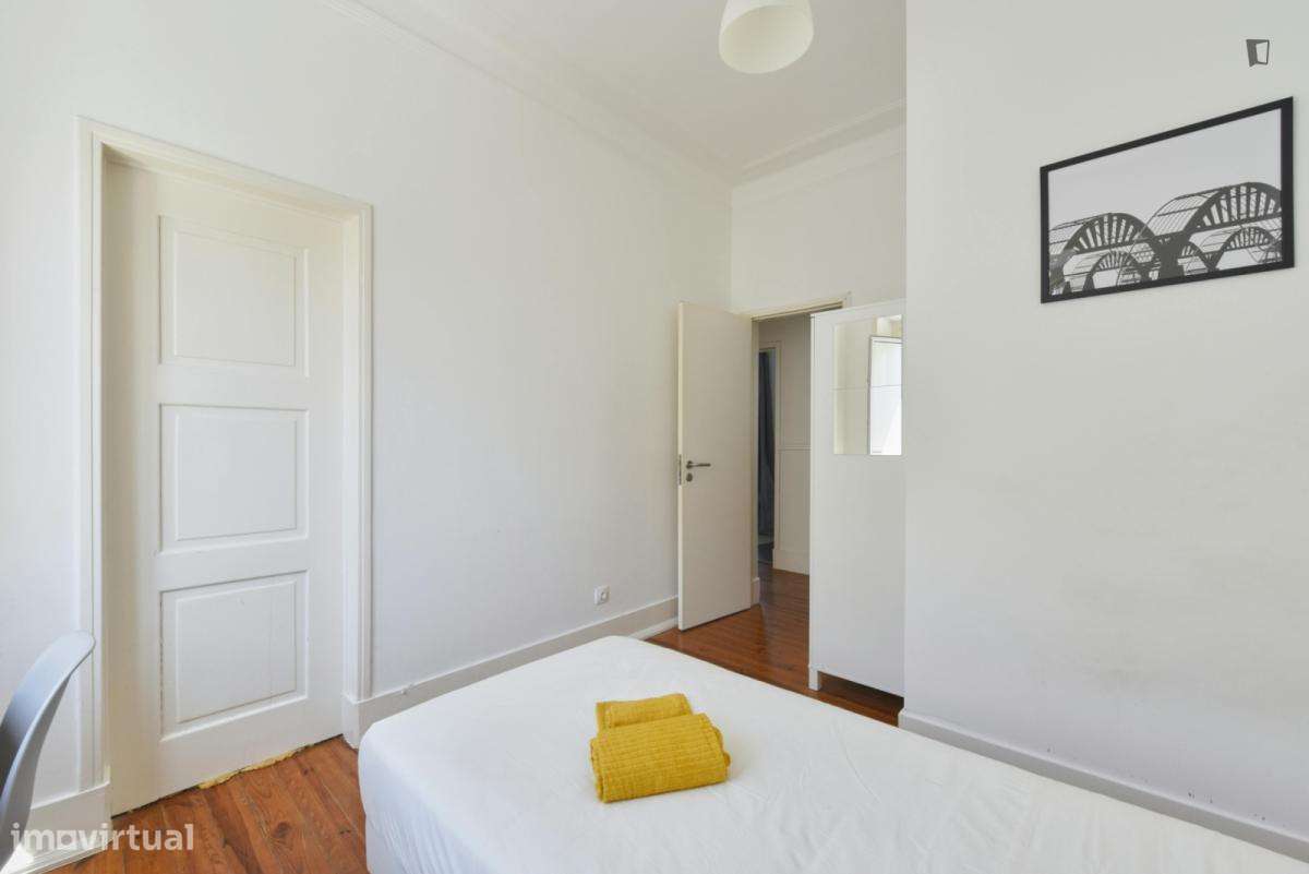 Quarto - localizado em Penha de França Lisbon - Grande imagem: 2/8