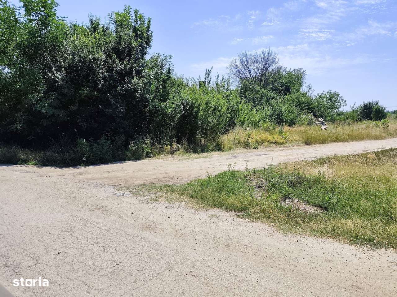 FARA COMISIOANE TEREN intravilan la drum asfaltat gaze curent - Imagine principală: 4/4