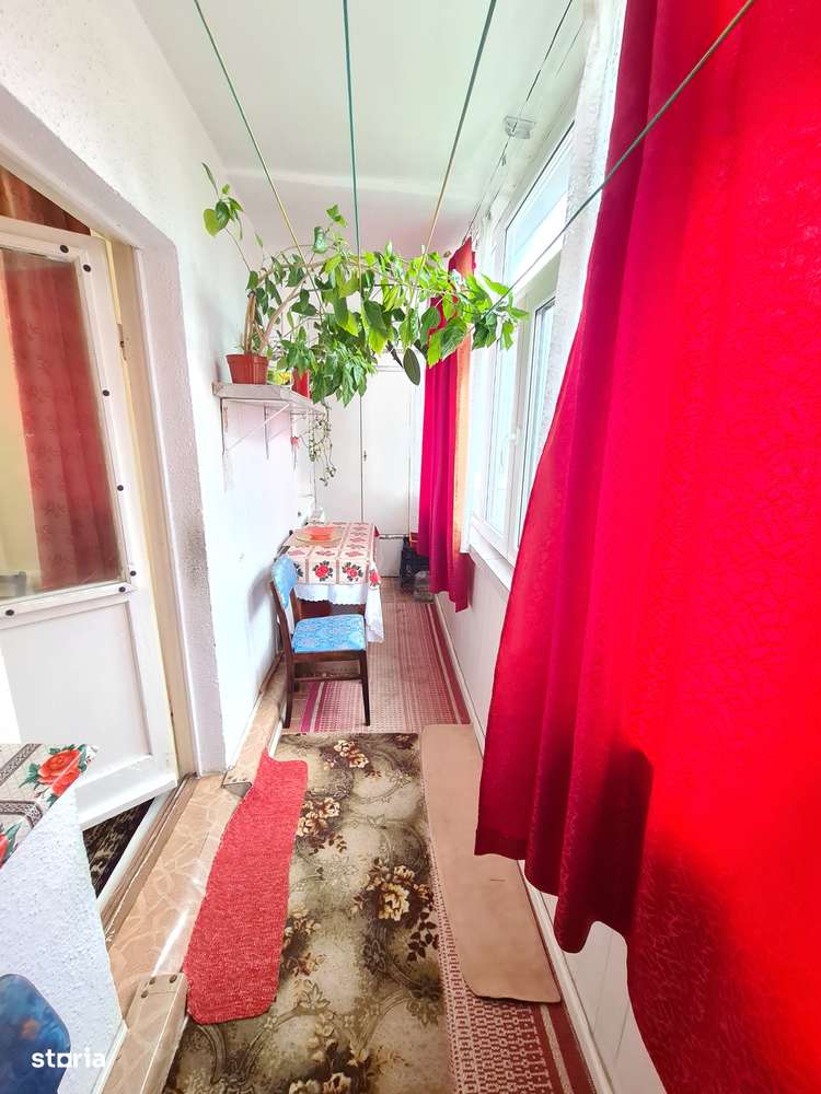 Apartament 3 camere dec., etaj 3, Stefan cel Mare- Bacau-5