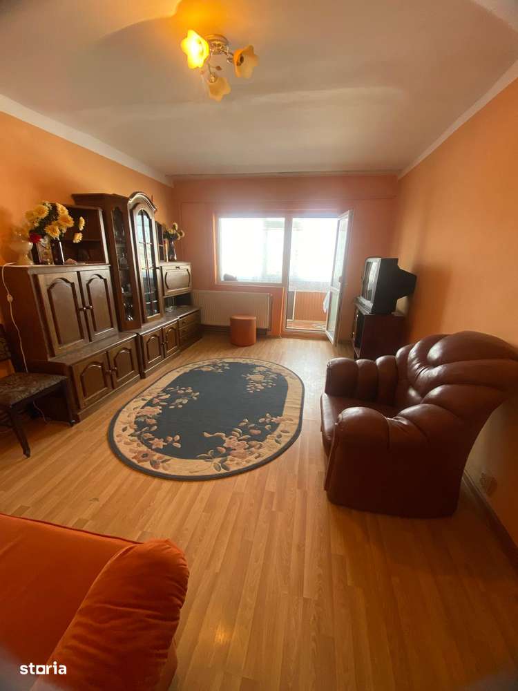 3 DECOMANDATE cu centrala,izolat, termopan, 78mp, balcon 8m,Mioritei-1