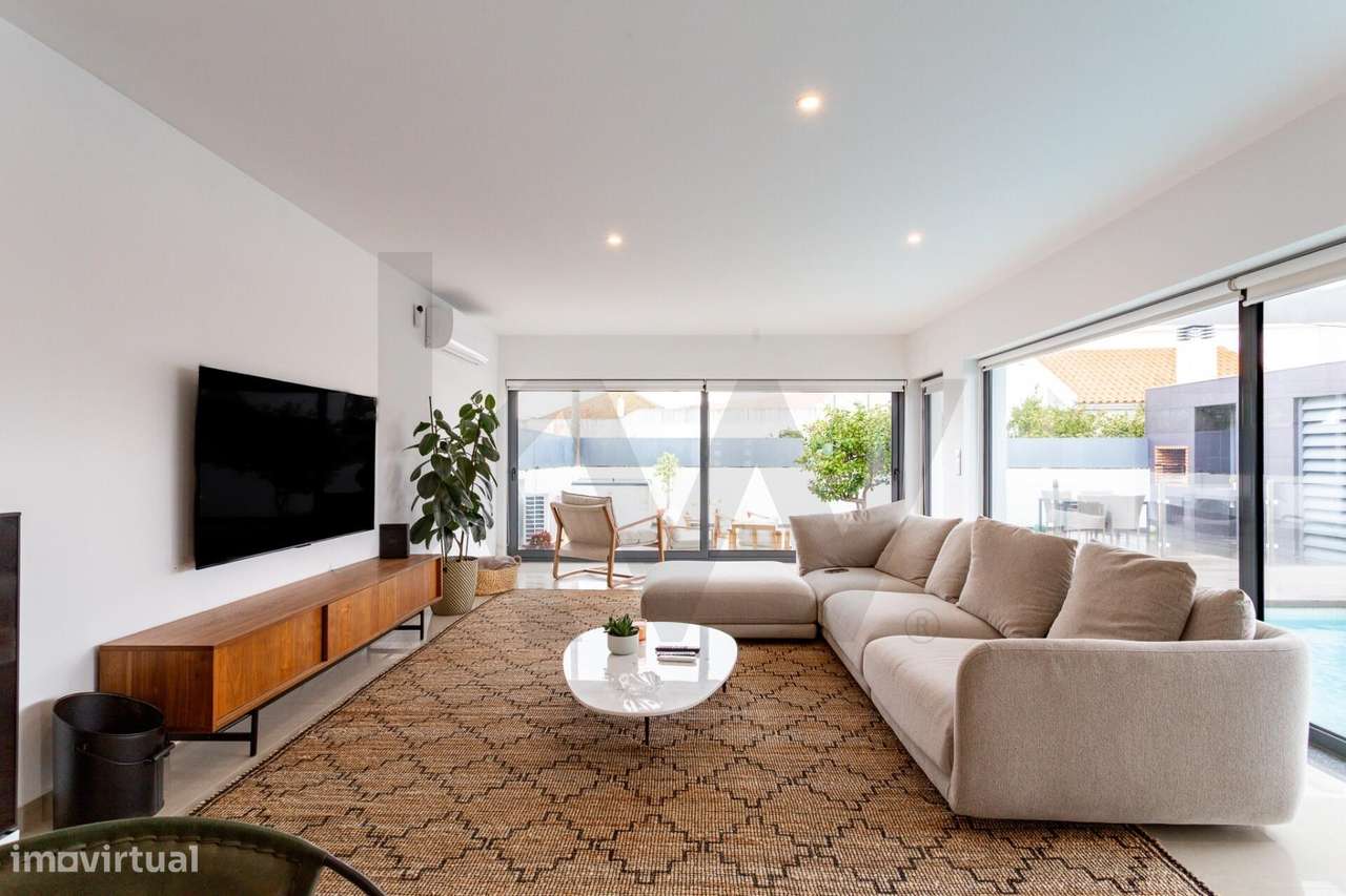 Luxuosa Moradia | Totalmente Mobilada | Samouco - Grande imagem: 2/60