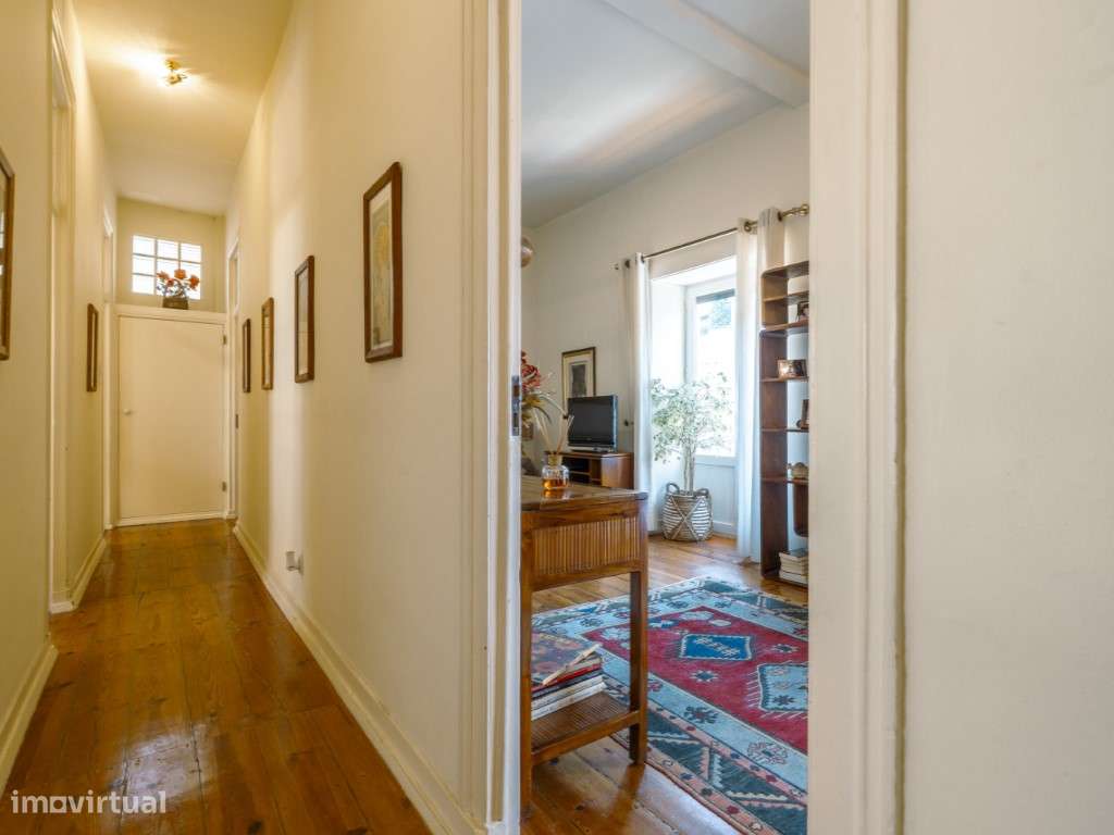 Apartamento T4 Duplex na Parede-12