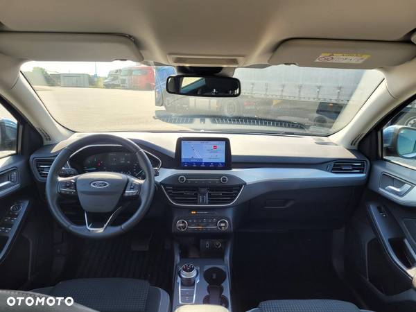 Ford Focus 1.5 EcoBlue Start-Stopp-System COOL&CONNECT - 9