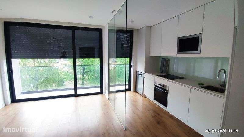 T0 C/Varanda e Garagem - Próx. Do H.S.Joao,Pedroucos - Grande imagem: 5/6