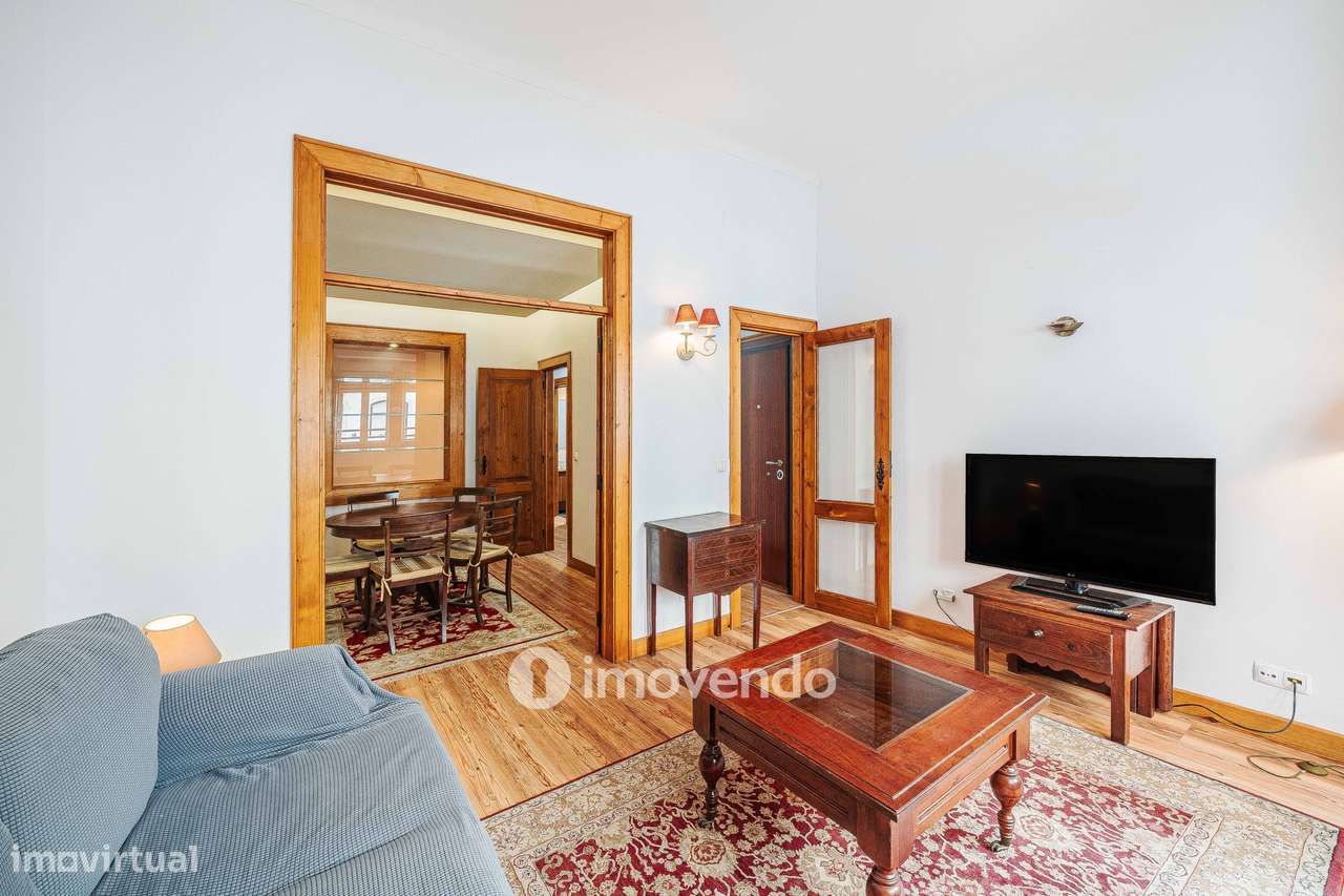 Apartamento T2+1 renovado, com logradouro, na Estefânia, em Lisboa - Grande imagem: 4/39