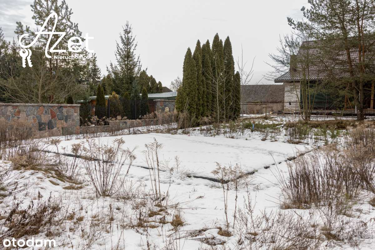 Działka 1062 m² z fundamentem i mediami – Ogrodnic-3