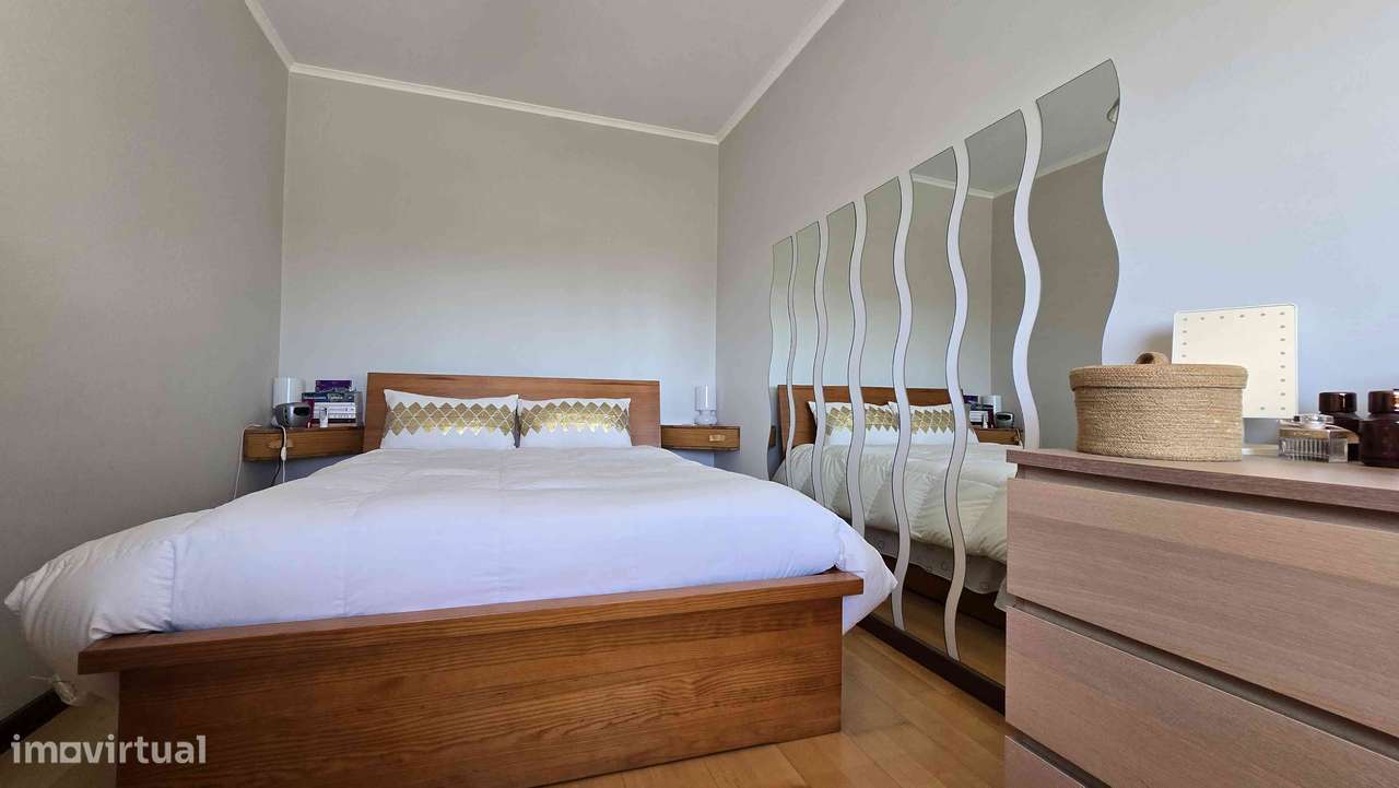 Apartamento T1 com ar condicionado e elevador-12