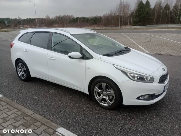 Kia Ceed Cee'd 1.6 CRDi M - 10