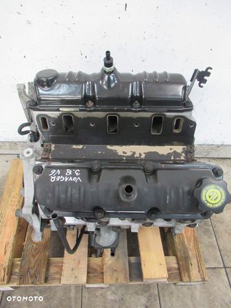 Silnik kompletny 3.8 V6 Voyager Grand Caravan - 1