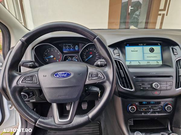 Ford Focus 1.0 EcoBoost Trend Edition - 5