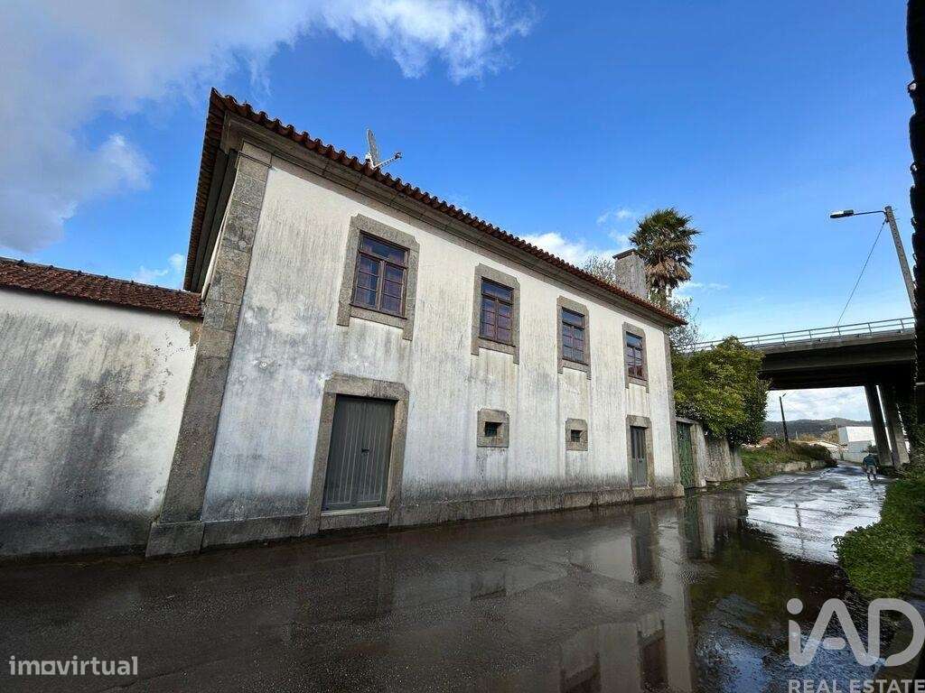 Andar de moradia T3 em Mazarefes e Vila Fria de 140 m2