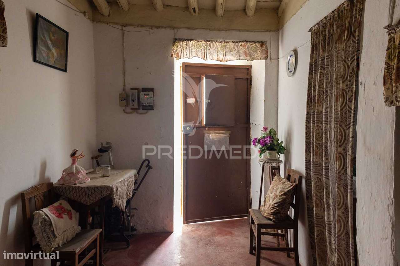 Moradia Típica Alentejana T2 + T2 com pomar no centro do Alandroal... - Grande imagem: 4/35