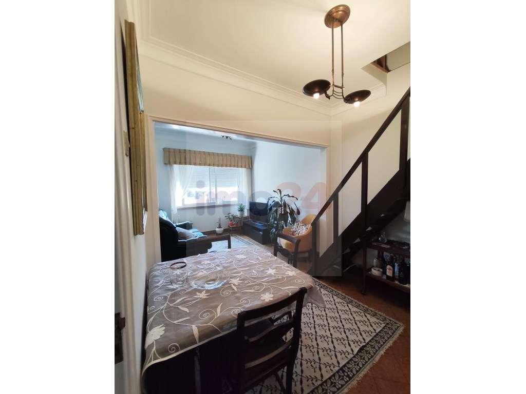 Apartamento T2 + 1 no Centro Queluz 4 Caminhos-2