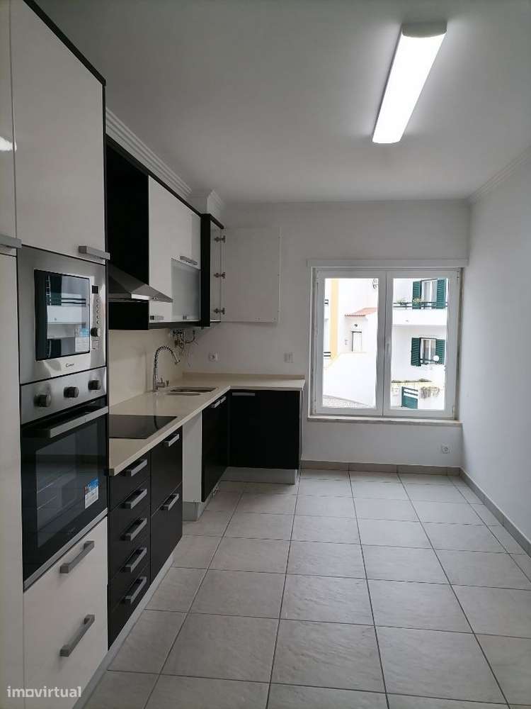 Moradia T3+1 Ericeira, Vista Mar, Remodelada, Como Nova, A Estrear.-21