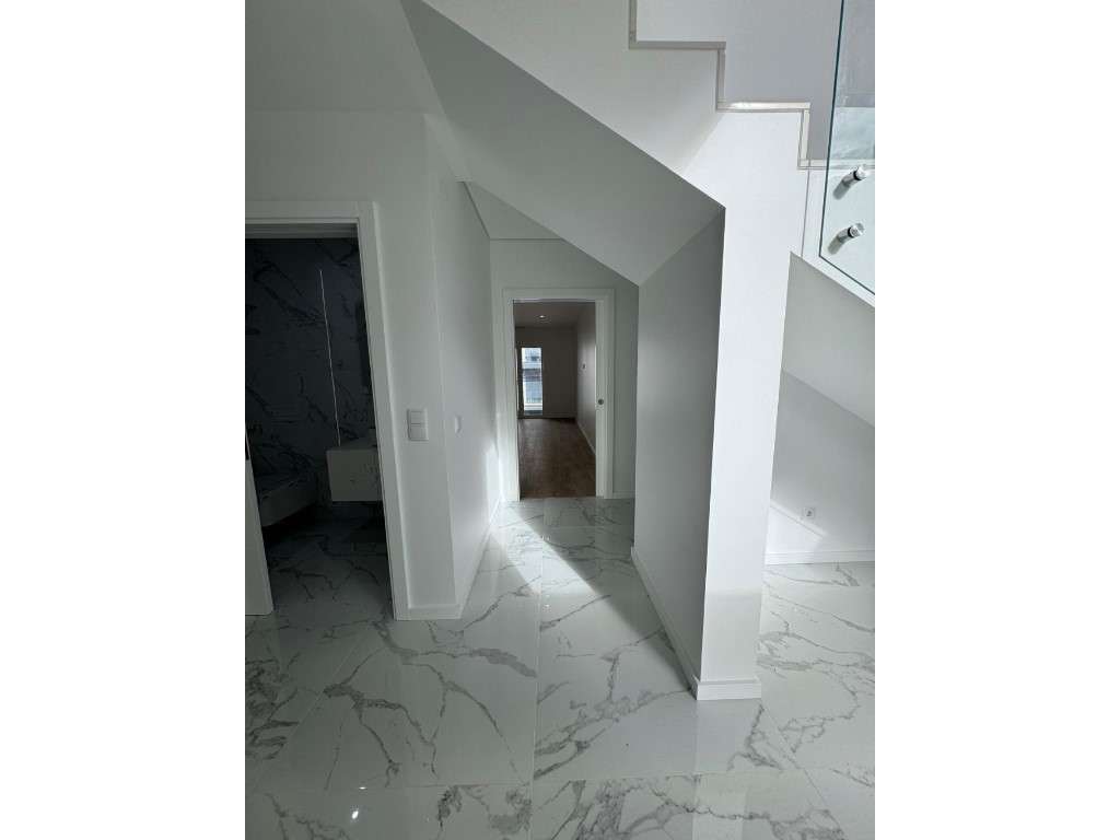 Duplex T4 de Luxo - Elegância, Espaço e Exclusividade num Condomíni...-9