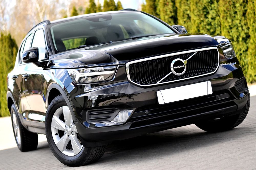 Volvo XC40 T3 Momentum Pro 2021