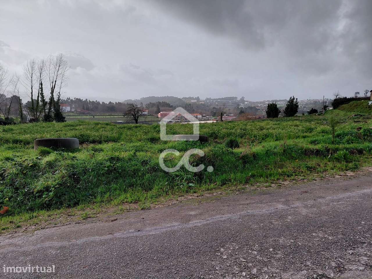 Terreno de Construção, Silvares, Pias, Nogueira e Alvarenga, Lousada - Grande imagem: 2/13