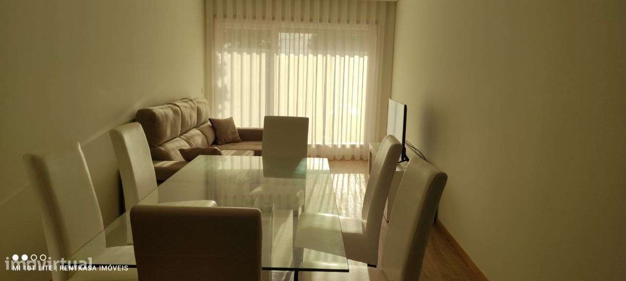 Arrenda-se t2+1 Avenida dos Banhos - Grande imagem: 4/19