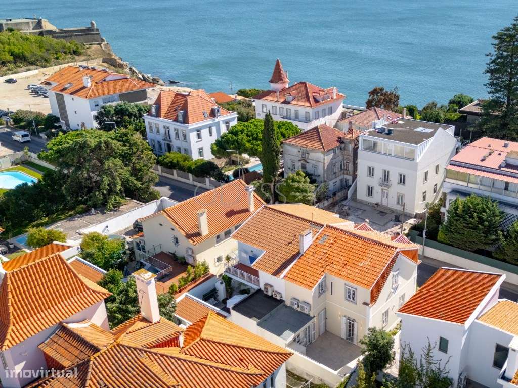 Chalet Costeiro Histórico com 4 Quartos no Estoril - Grande imagem: 5/60