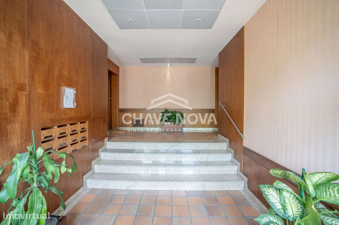 Apartamento T3 em Condomínio Fechado | Junto ao Arrábida Shopping-23