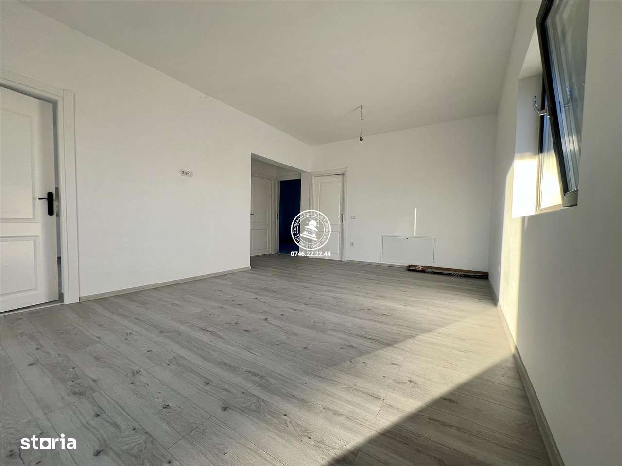 Casa cu 3 camere, 550mp teren, toate utilitatile in Ciurbesti - Imagine principală: 5/10