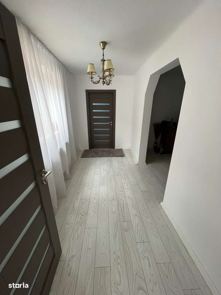 Casa 5 camere Sector 5 cu 343 mp teren-9