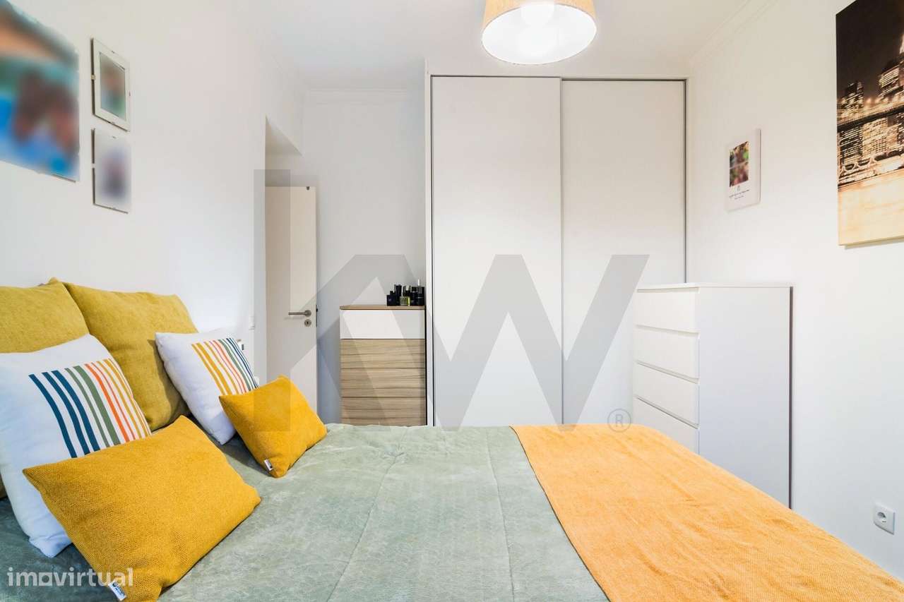Apartamento T3 Renovado - Amora-18