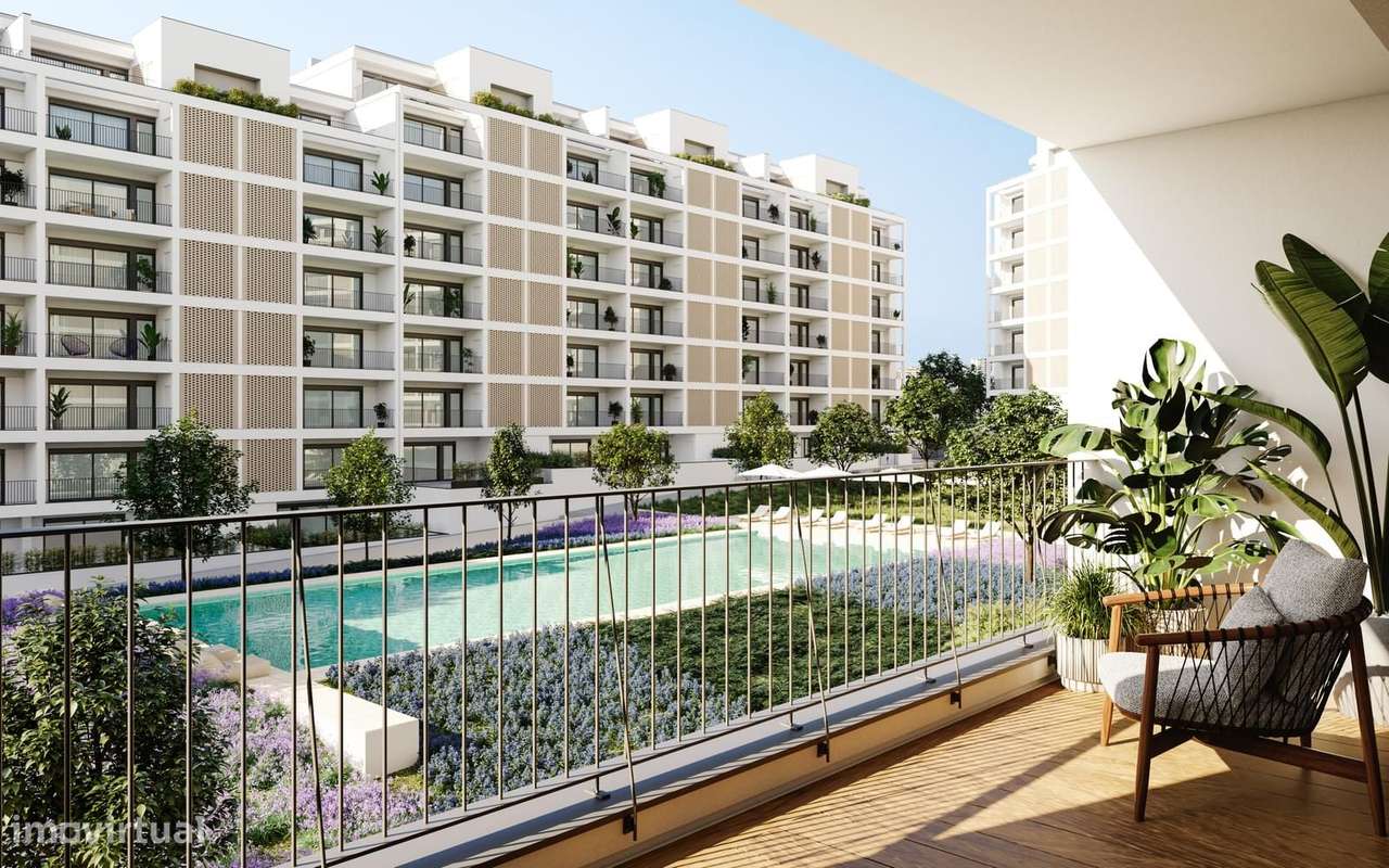 Apartamento T4 com jardim, Loures-9