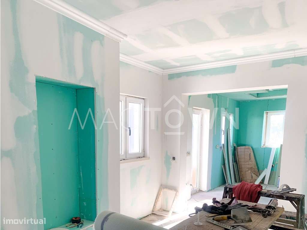 Viva com Conforto e Vista Serra - Moradia Nova na Zibreira-23