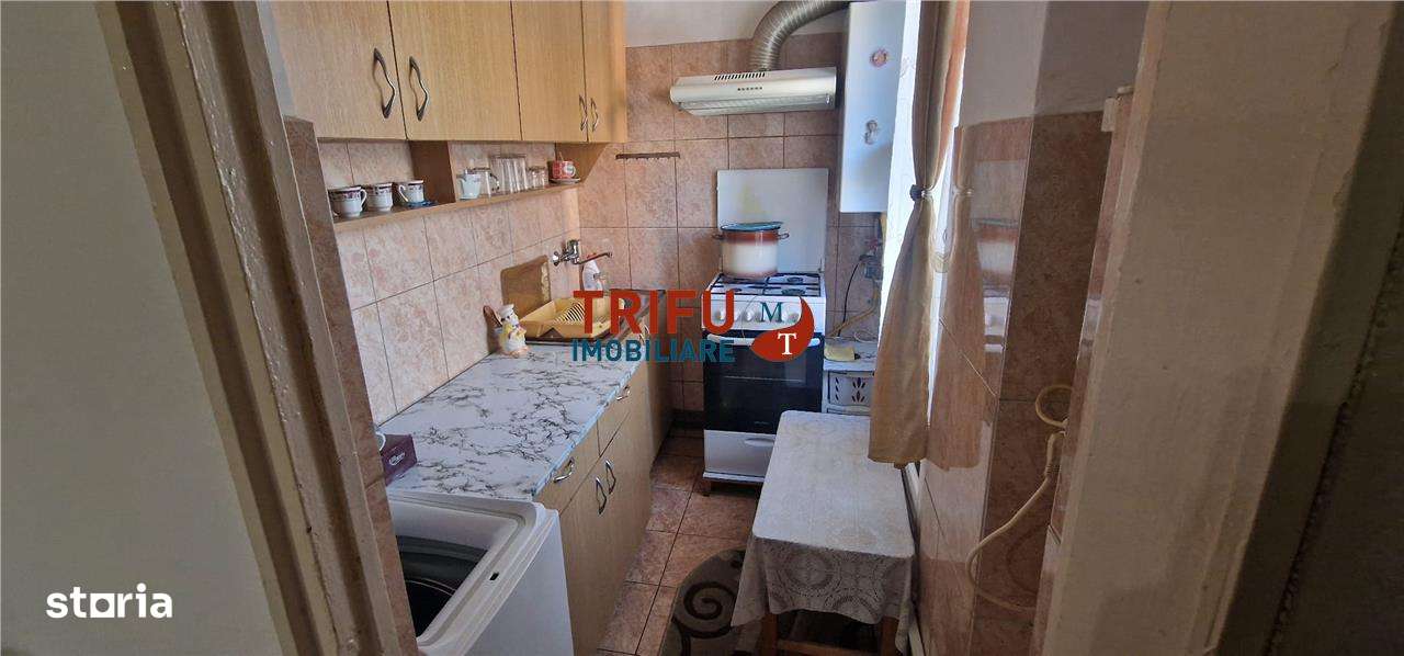 Garsoniera de vanzare mobilata etaj. 2 zona Ampoi - Imagine principală: 3/6