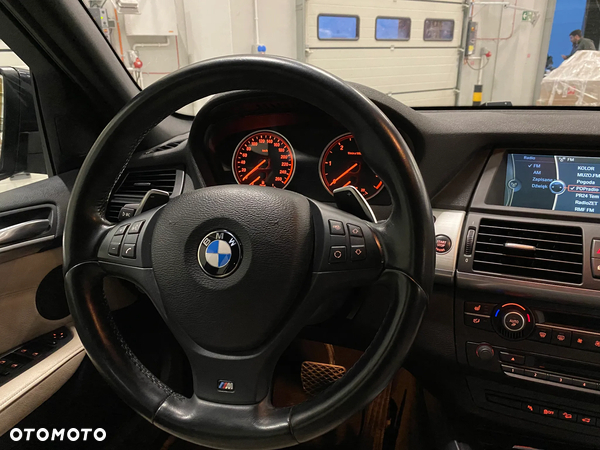 BMW X5 4.0d xDrive - 16