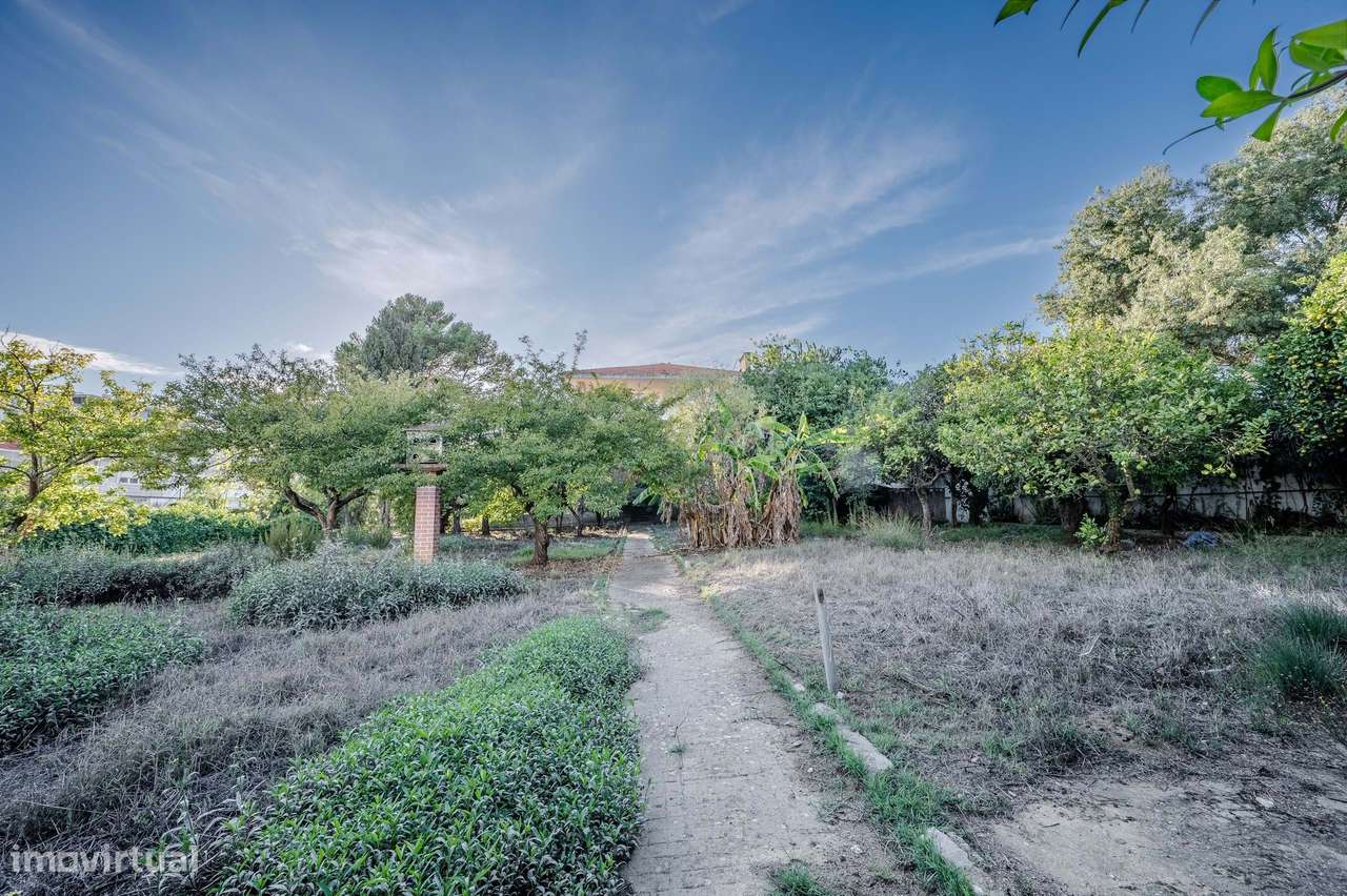 Moradia espaçosa em Carcavelos, junto à estação e à praia-19