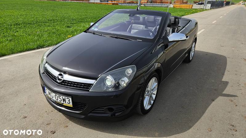 Opel Astra TwinTop 2.0 T Cosmo - 16