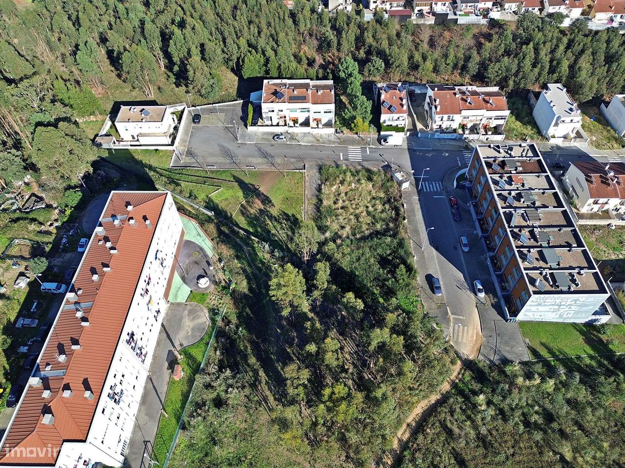 Terreno Para Moradia Bi-Familiar em Alfena - Grande imagem: 5/16