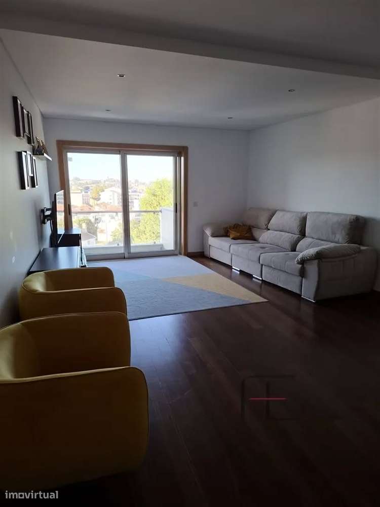 Apartamento T3 em Rio Tinto I Terraço 53m2-10