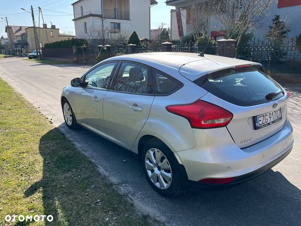 Ford Focus 1.5 TDCi Trend - 4