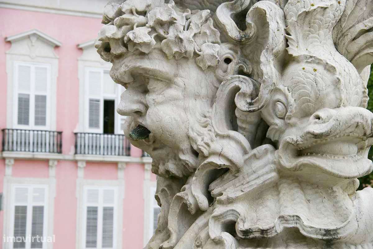 Para Venda T3 (4Assoalhadas) Localizado na Estrela - Lisboa-14