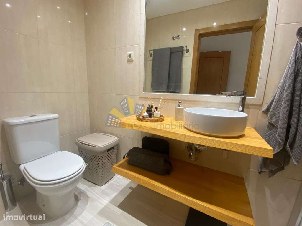 Apartamento Duplex T2+1 com Parqueamento, Arrecadação e Varanda | E...-25