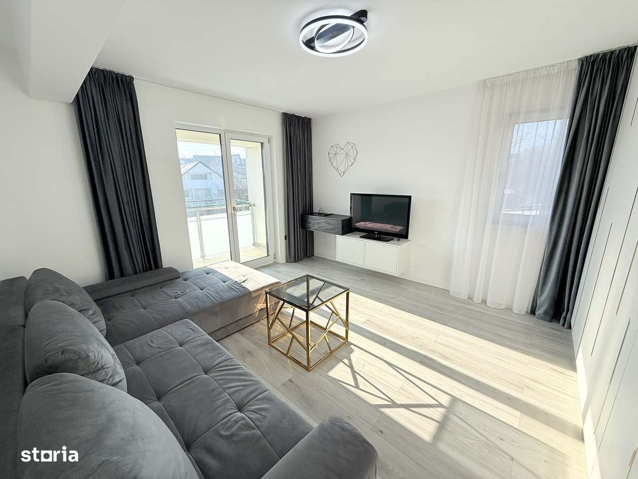 Apart 3 camere decomandat, mobilat+utilat, parcare inclusa-2