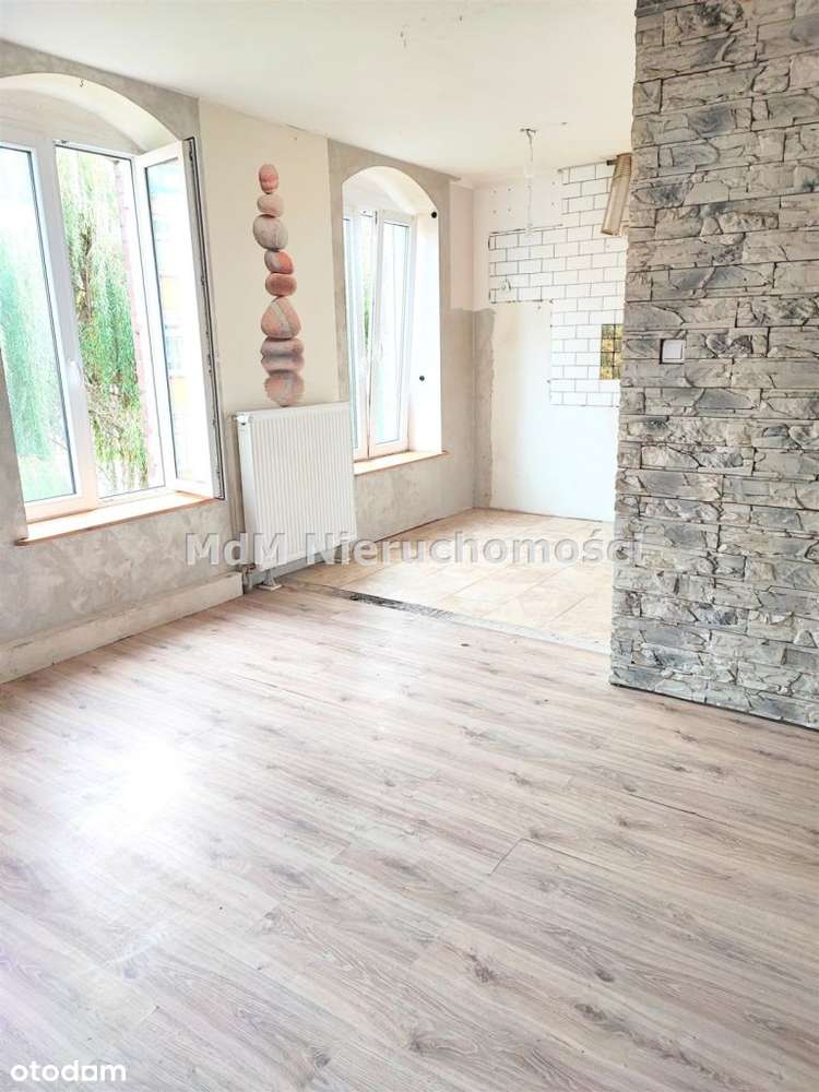 Mieszkanie z potencjałem w dostępnej cenie !!!-2