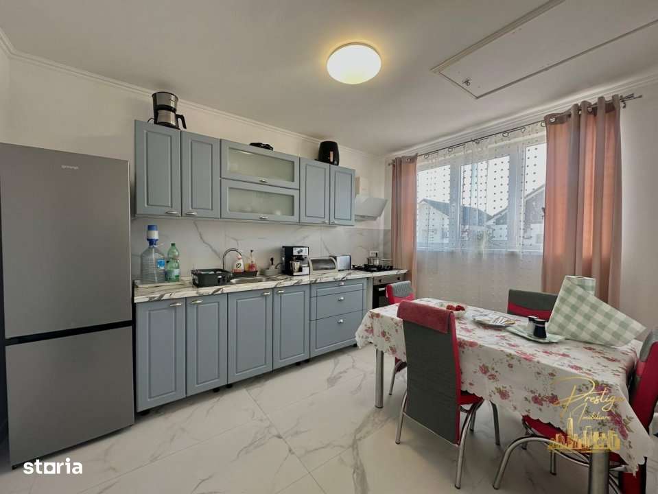 Casa cocheta cu 3 camere si garaj de vanzare in Nojorid - Bihor - Imagine principală: 5/18