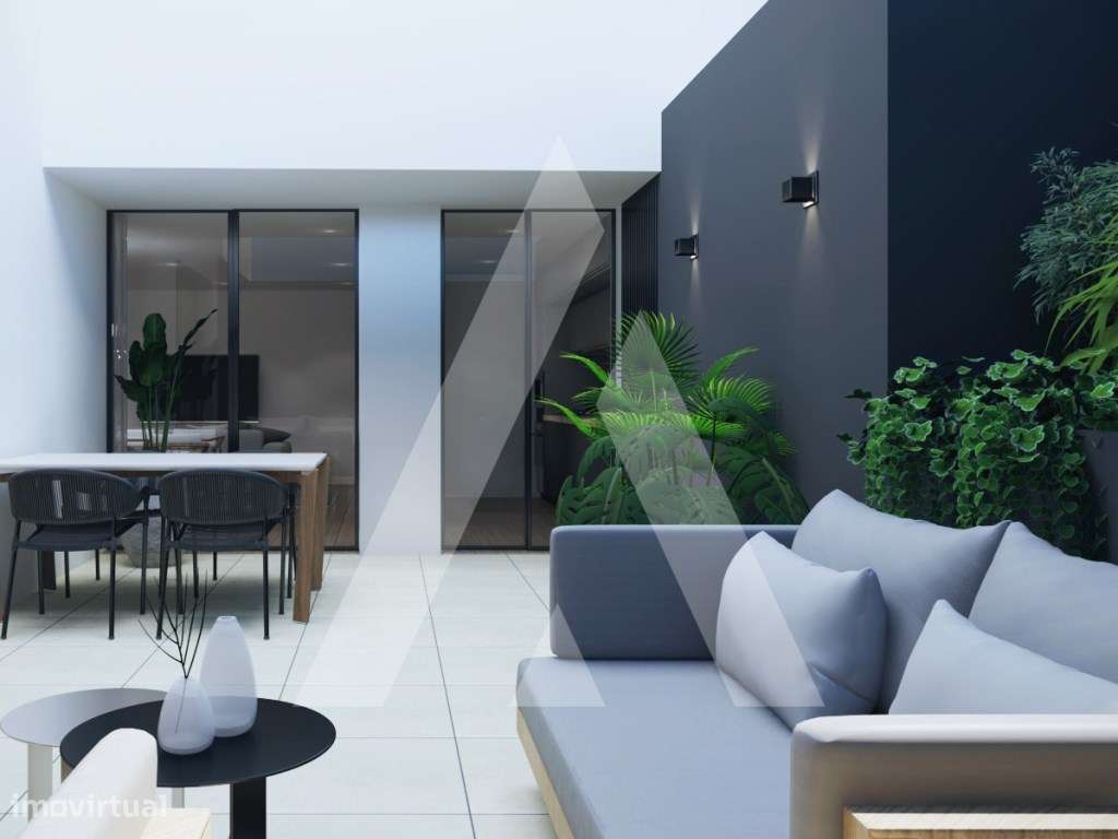 Apartamento T4 Duplex em Aveiro, com excelentes acabamento e área.-0