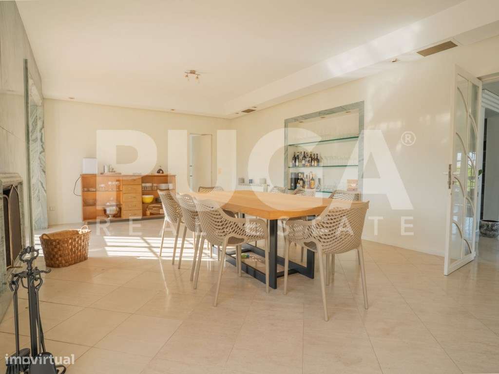 Moradia T5 em Miramar | Propriedade com 4.900 m², piscina coberta e...-5