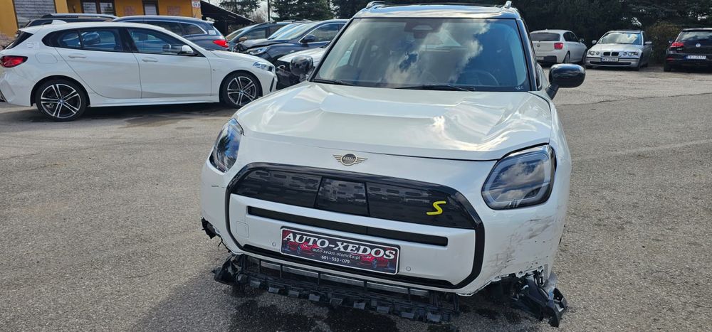 Mini Countryman SE ALL4 John Cooper Works Trim 2025