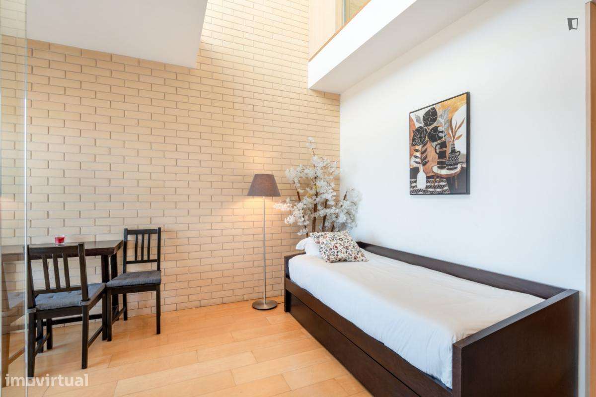 Estúdio - localizado em Campanhã Porto - Grande imagem: 5/10