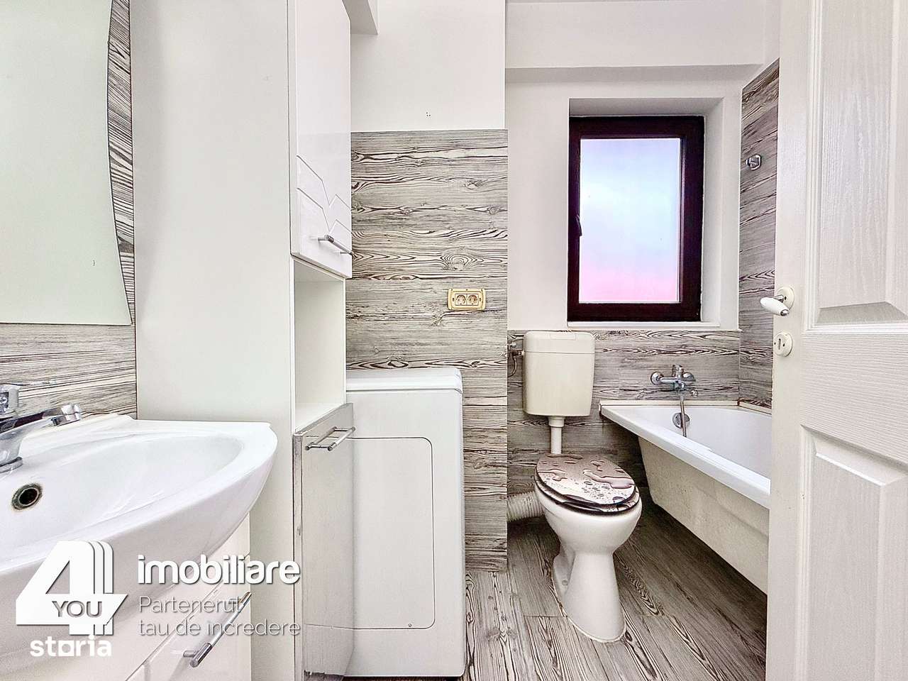 Apartament 2 camere Boul Rosu, et.1,56 mp, mobilat, utilat+termoteca - Imagine principală: 4/9