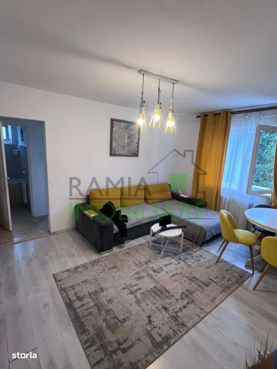 Inchiriere 3 Camere , Astra , Centrala Proprie, Aer Conditionat, Parca - Imagine principală: 2/10